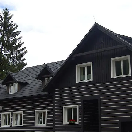 Hotel Stará Ameryka 3*